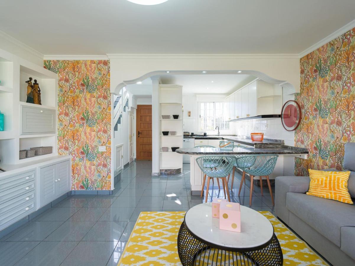Timon Suites San Agustin Buitenkant foto